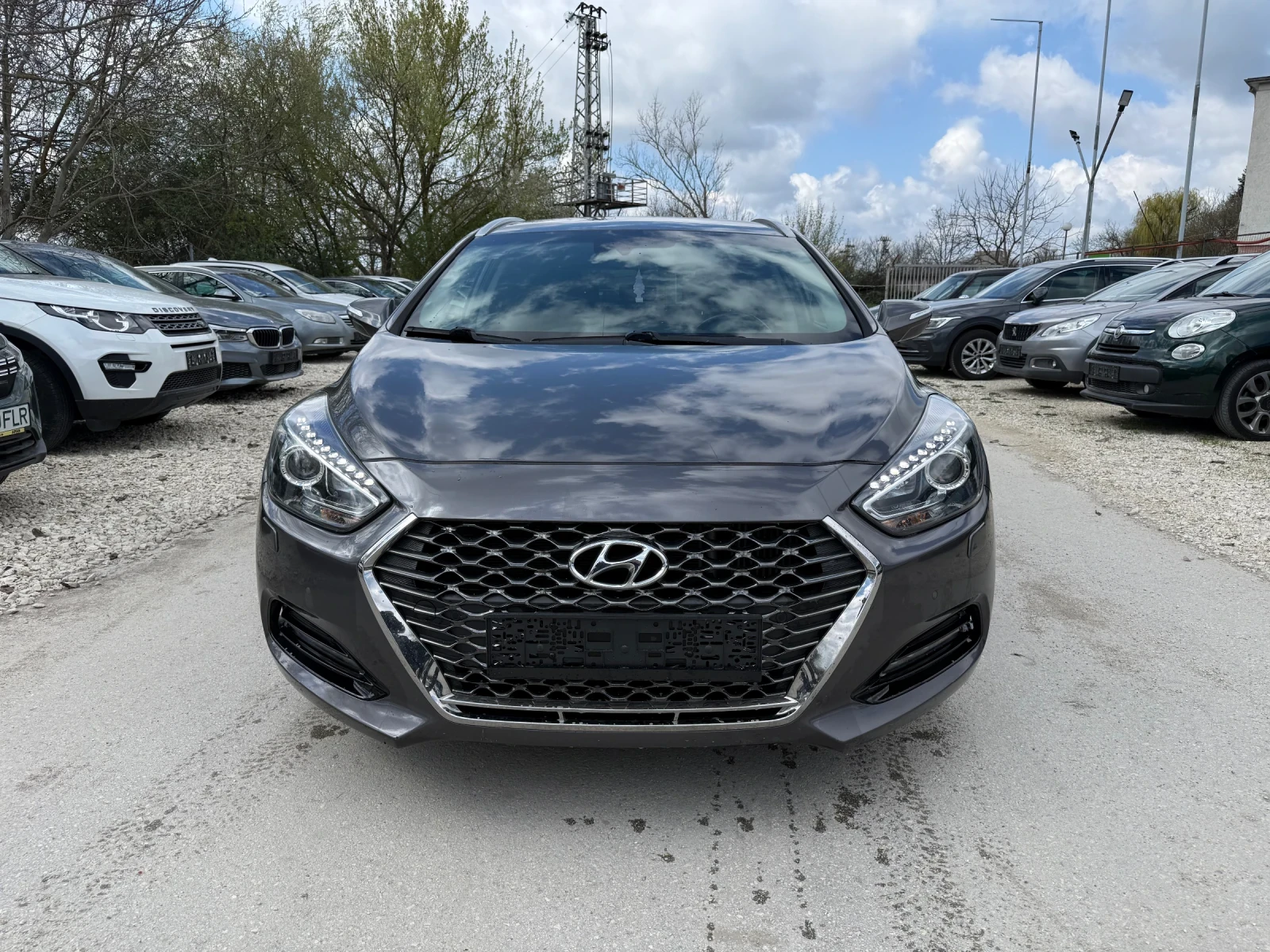 Hyundai I40 1.6CRDI - 136к.с. - Топ състояние, снимка 3 - Автомобили и джипове - 54156042