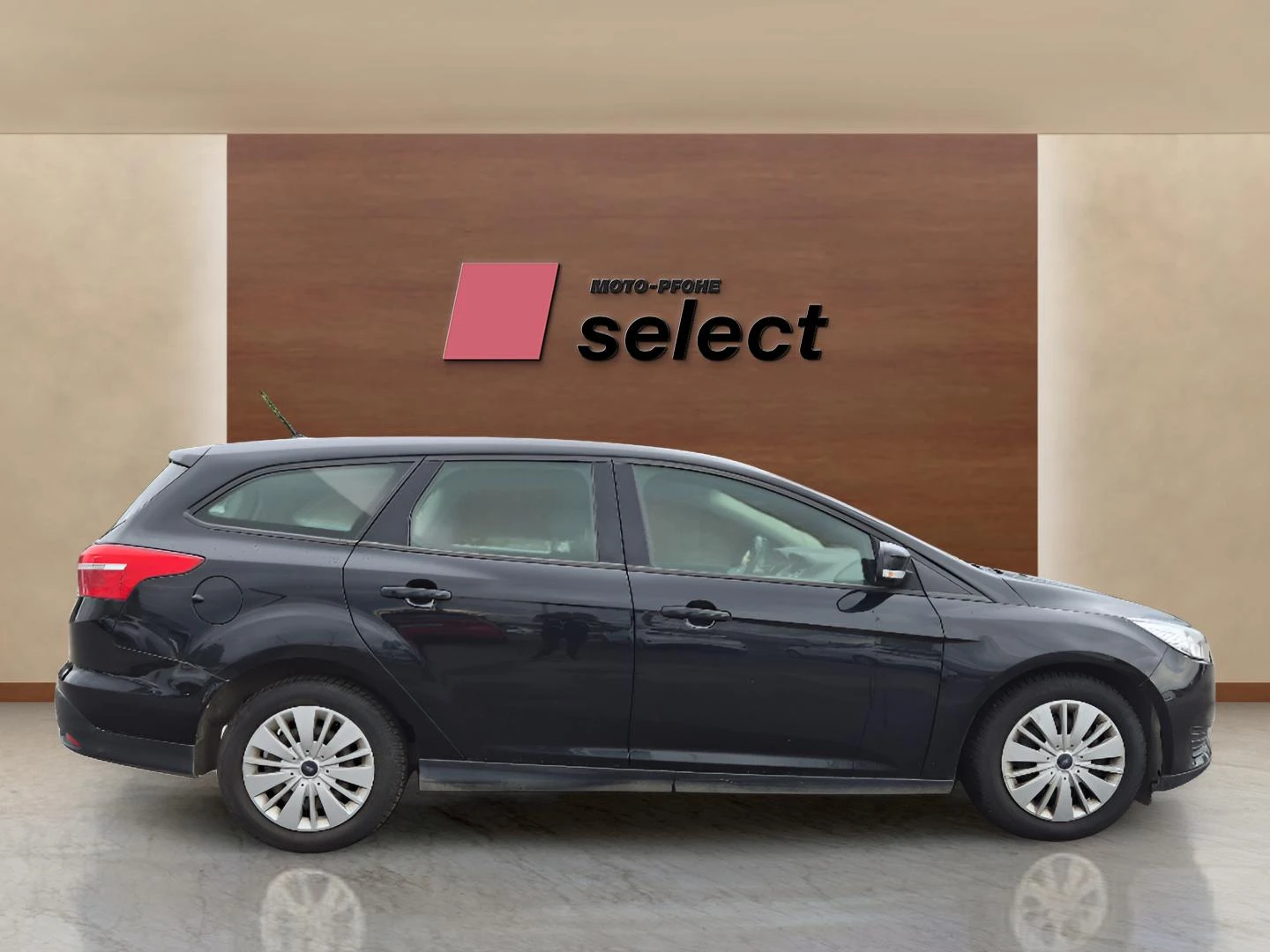 Ford Focus 1.0 EcoBoost, снимка 4 - Автомобили и джипове - 54647057