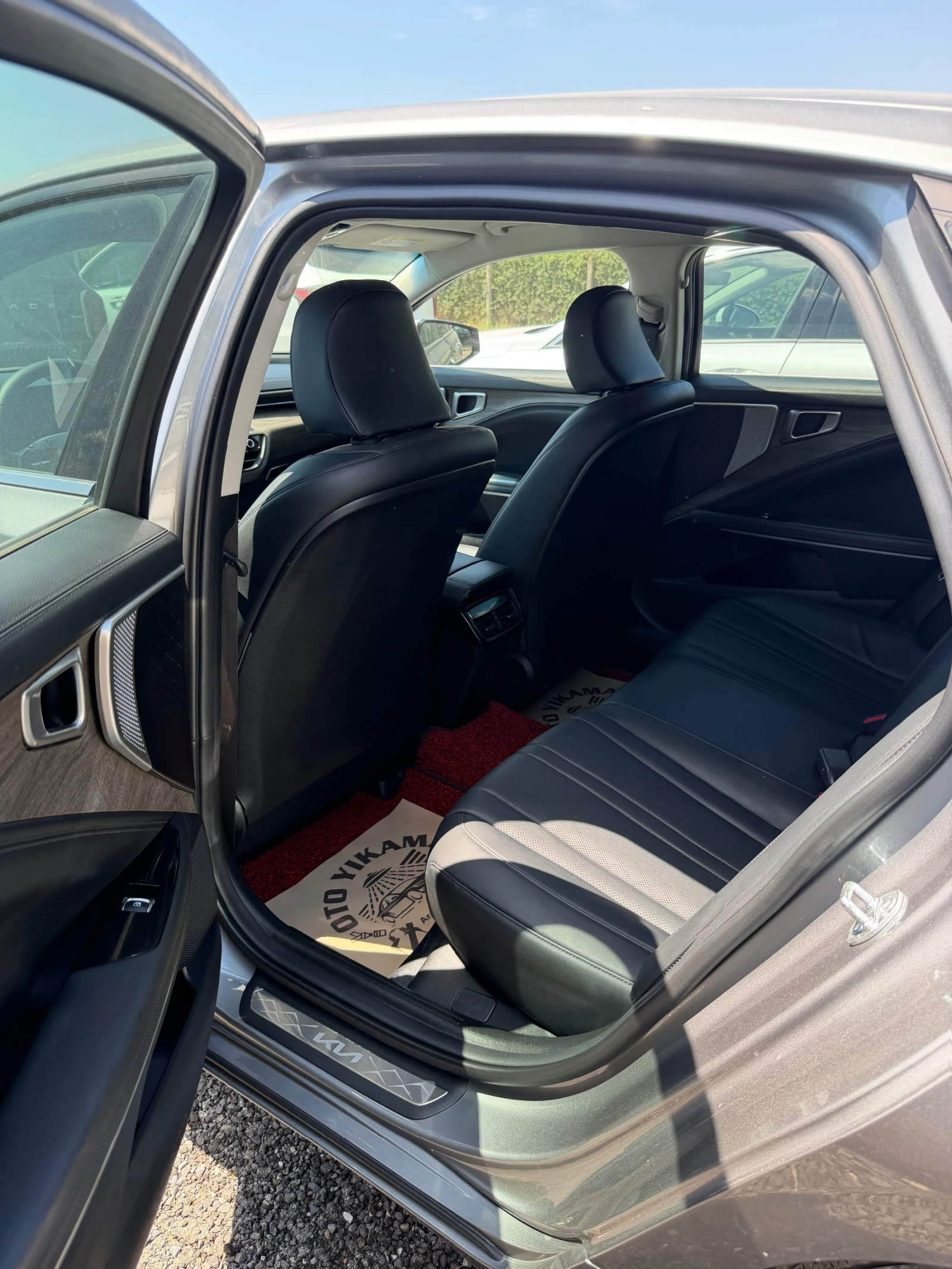 Kia K8 НАЛИЧНА* ГАЗ, снимка 12 - Автомобили и джипове - 55043755