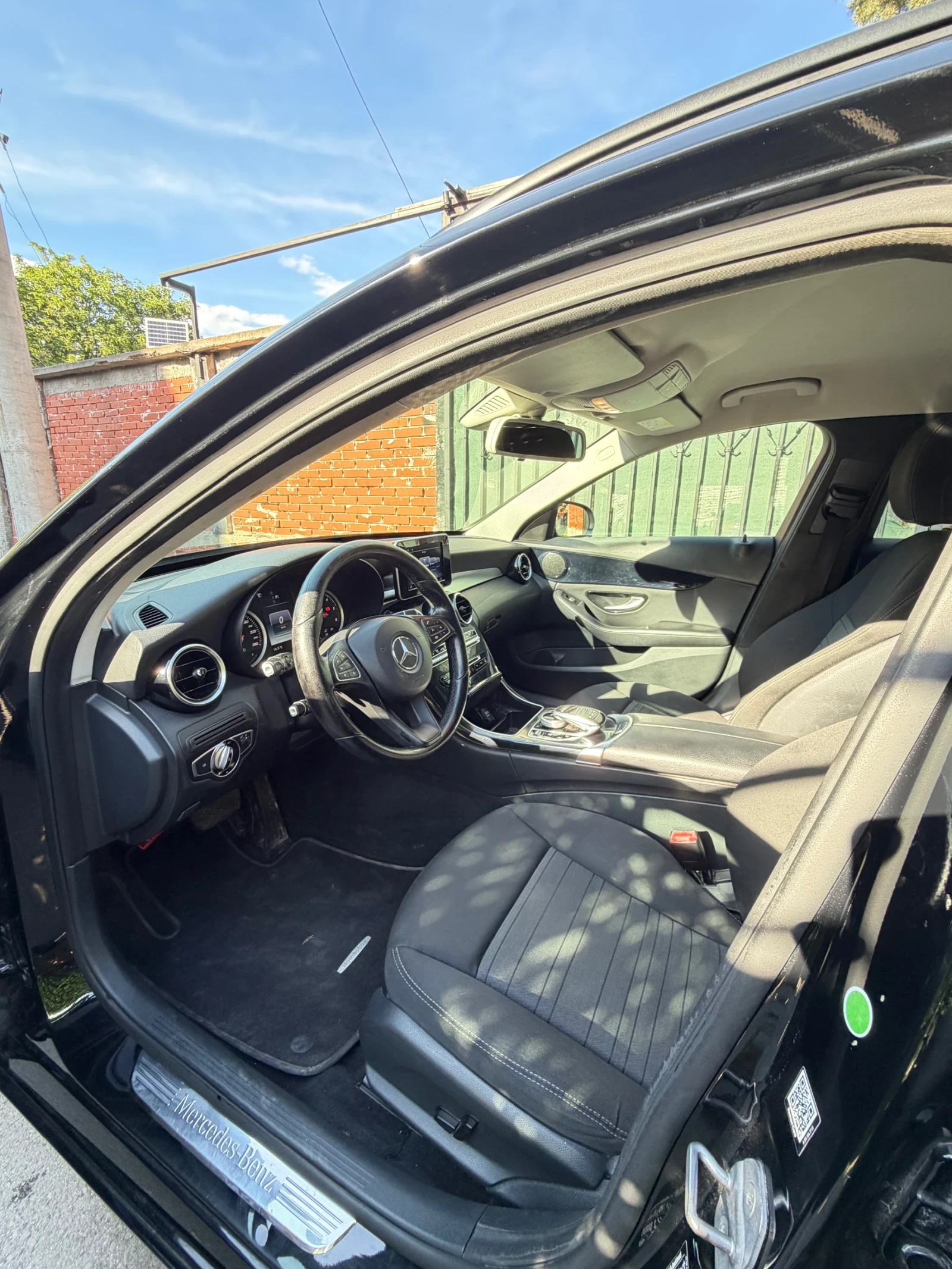 Mercedes-Benz C 200, снимка 9 - Автомобили и джипове - 55240161