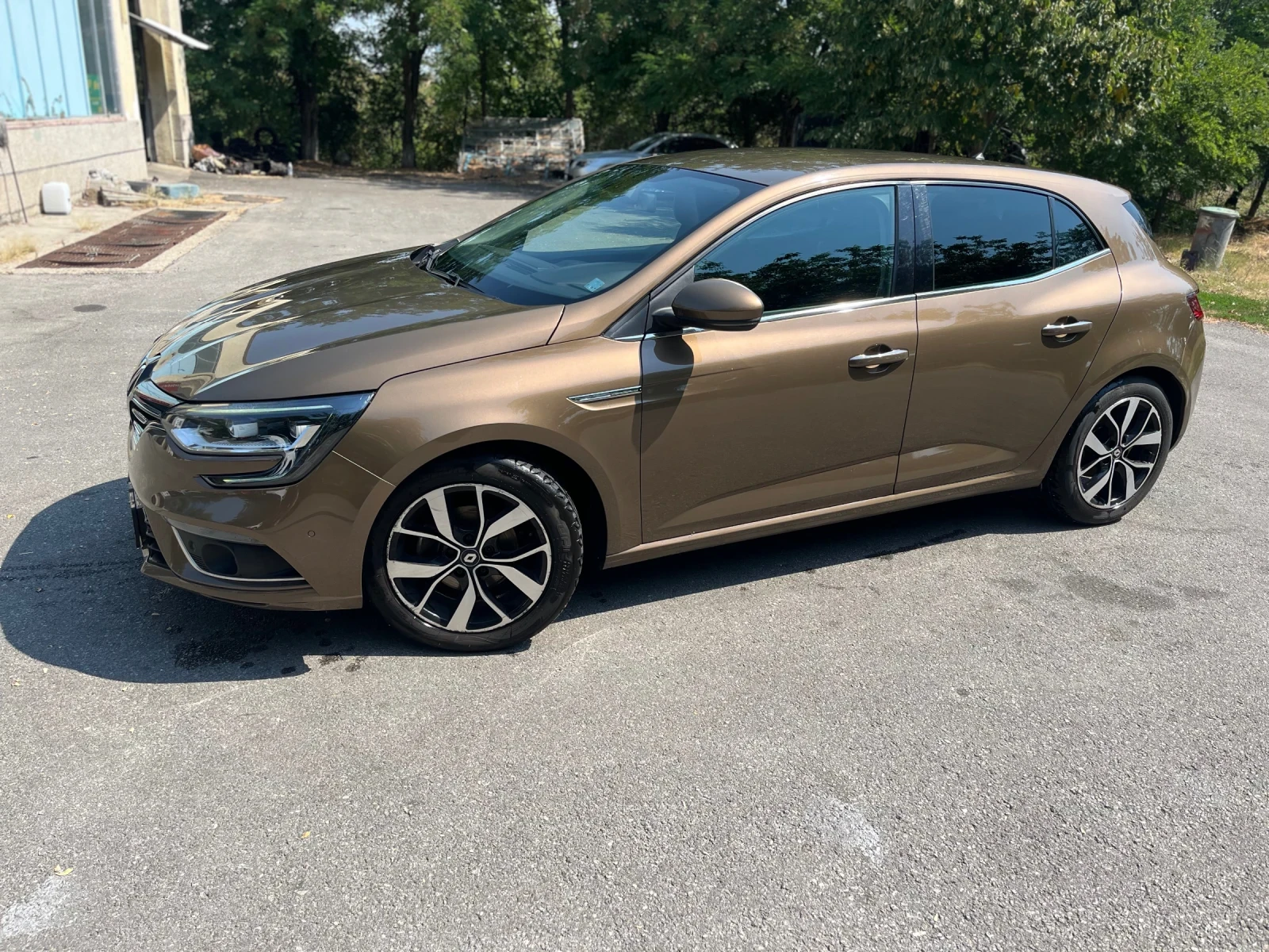 Renault Megane 1.5 dci Първи собственик , реални километри !, снимка 6 - Автомобили и джипове - 55610381