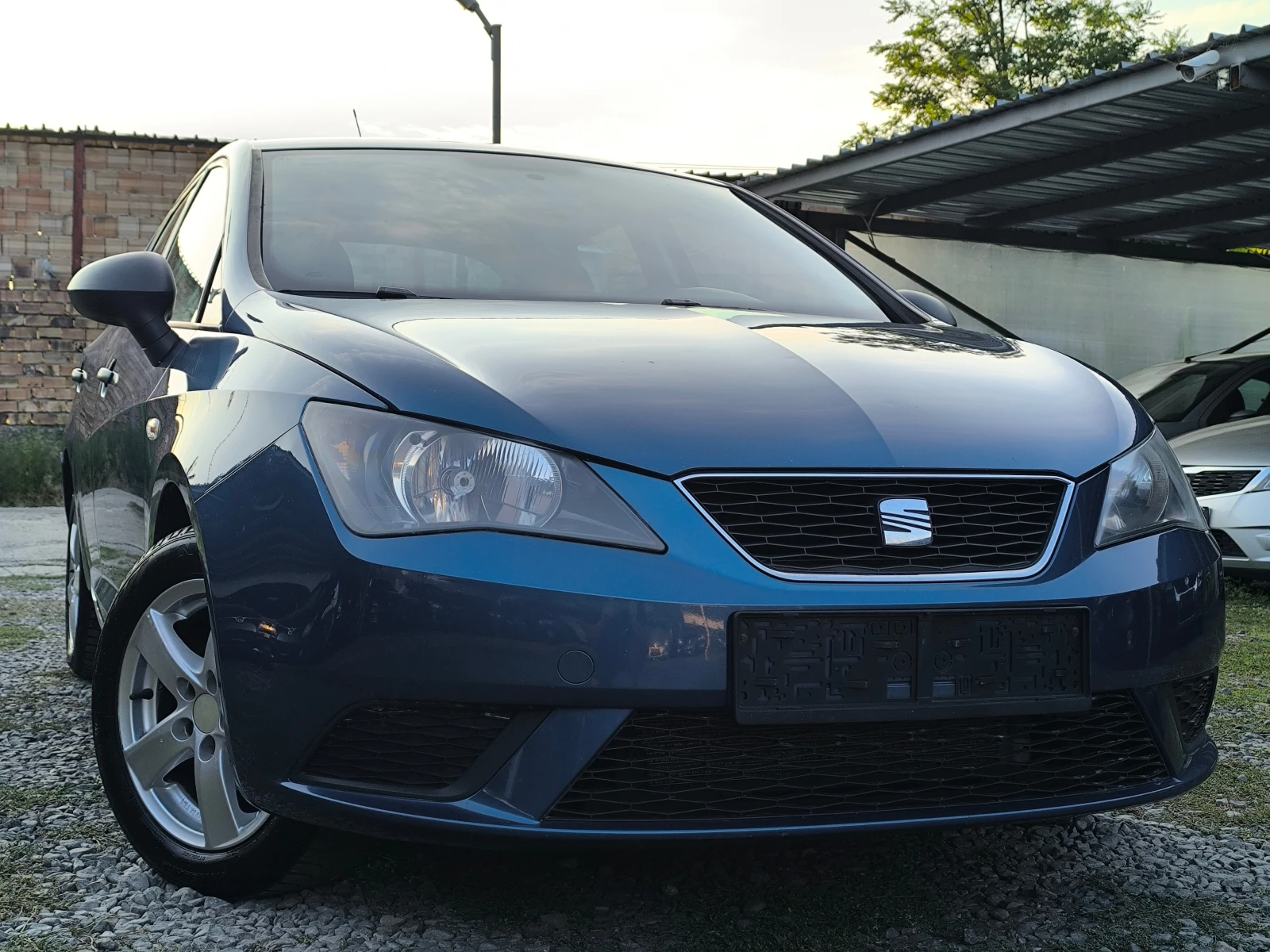 Seat Ibiza FACE-1.2i-60кс-НАВИ-КЛИМА-ANDROID-EURO 5-ПЕРФЕКТНА