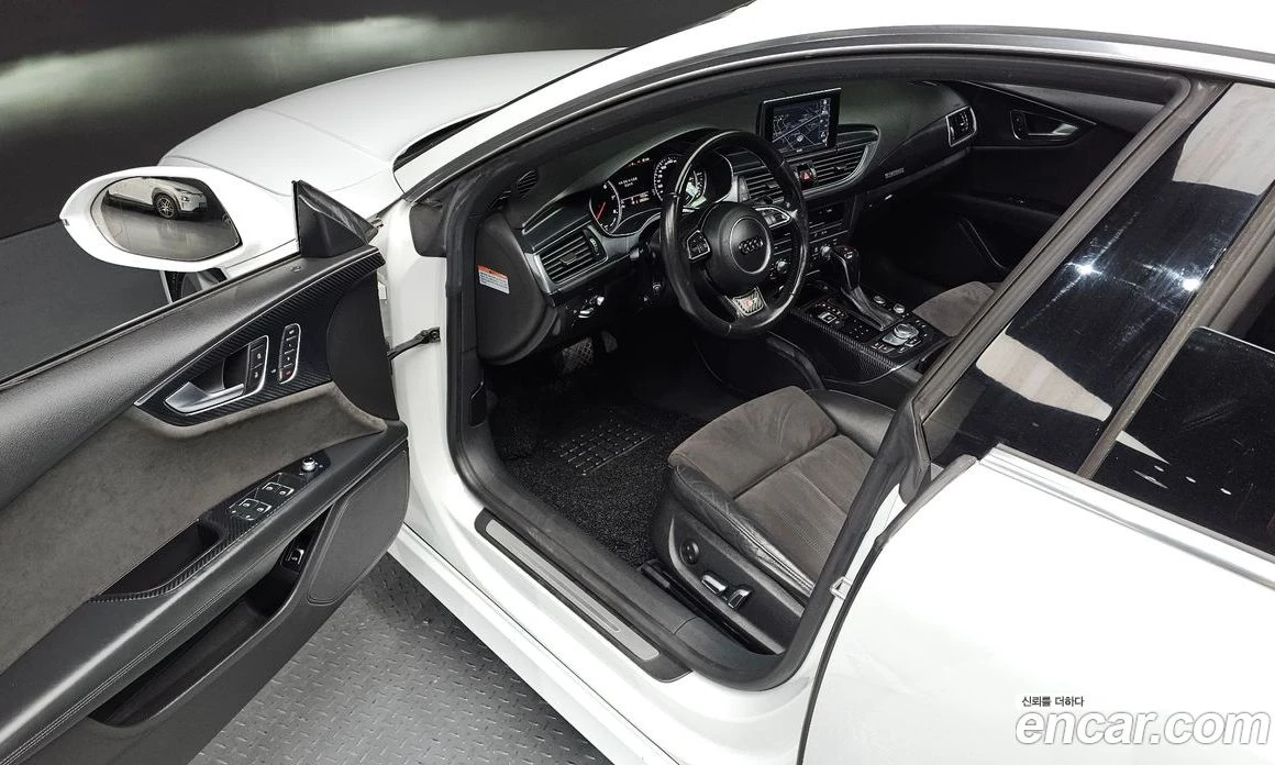 Audi A7 40 TFSI Quattro Sport 4G, снимка 10 - Автомобили и джипове - 55965282