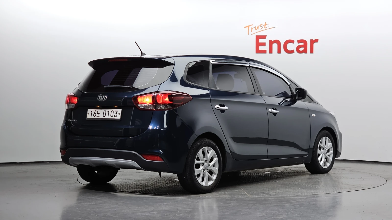 Kia Carens 2.0 LPi Luxury autogeorge.com, снимка 2 - Автомобили и джипове - 56080546