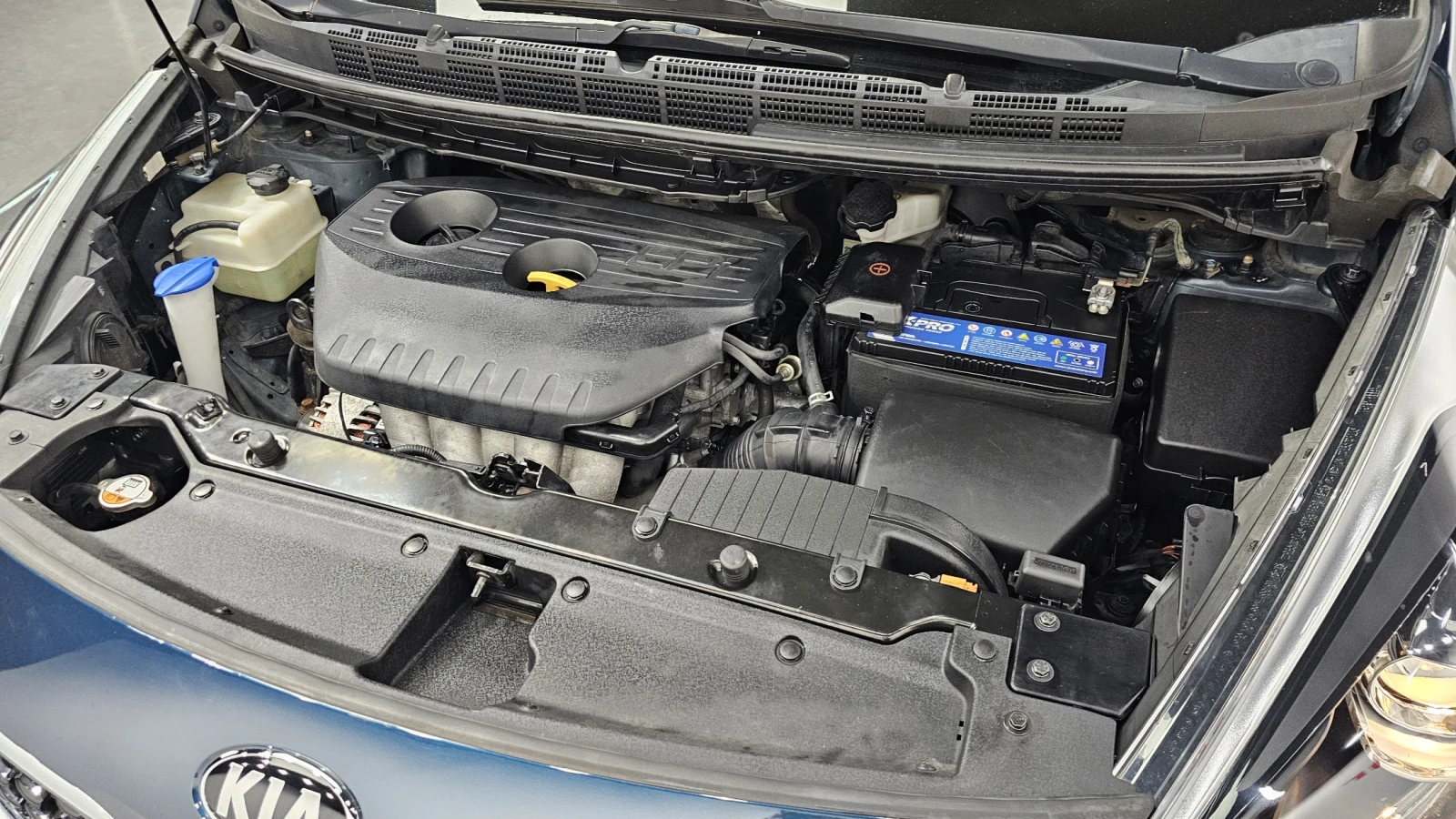 Kia Carens 2.0 LPi Luxury autogeorge.com, снимка 9 - Автомобили и джипове - 56080546