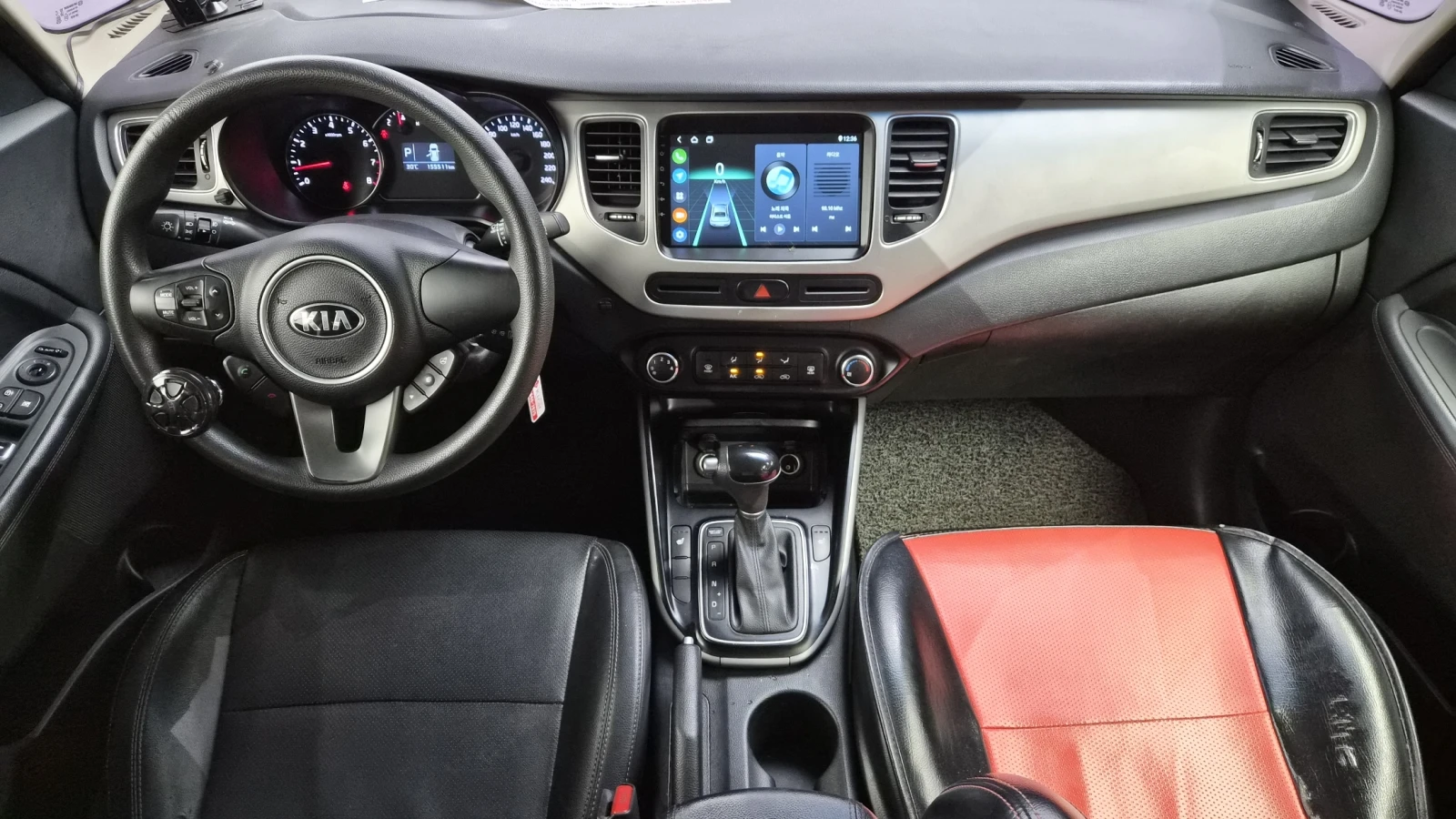 Kia Carens 2.0 LPi Luxury autogeorge.com, снимка 10 - Автомобили и джипове - 56080546