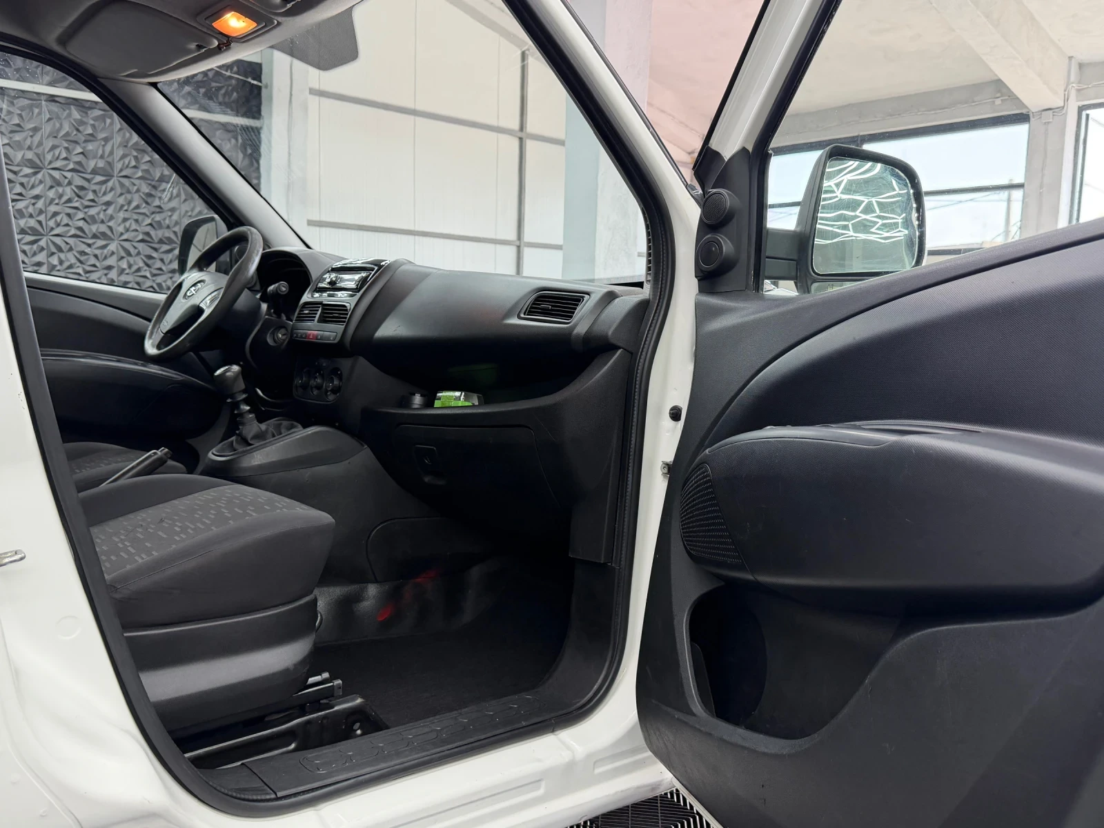 Opel Combo MAXI, снимка 8 - Автомобили и джипове - 56108847
