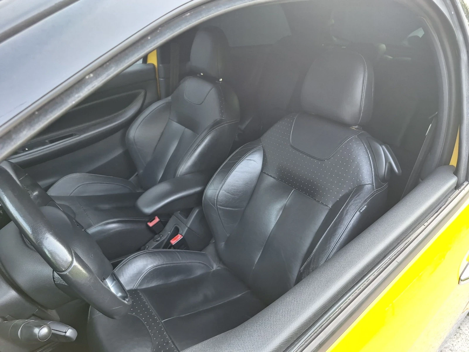 Citroen DS3 1.6 TURBO, снимка 5 - Автомобили и джипове - 56149922