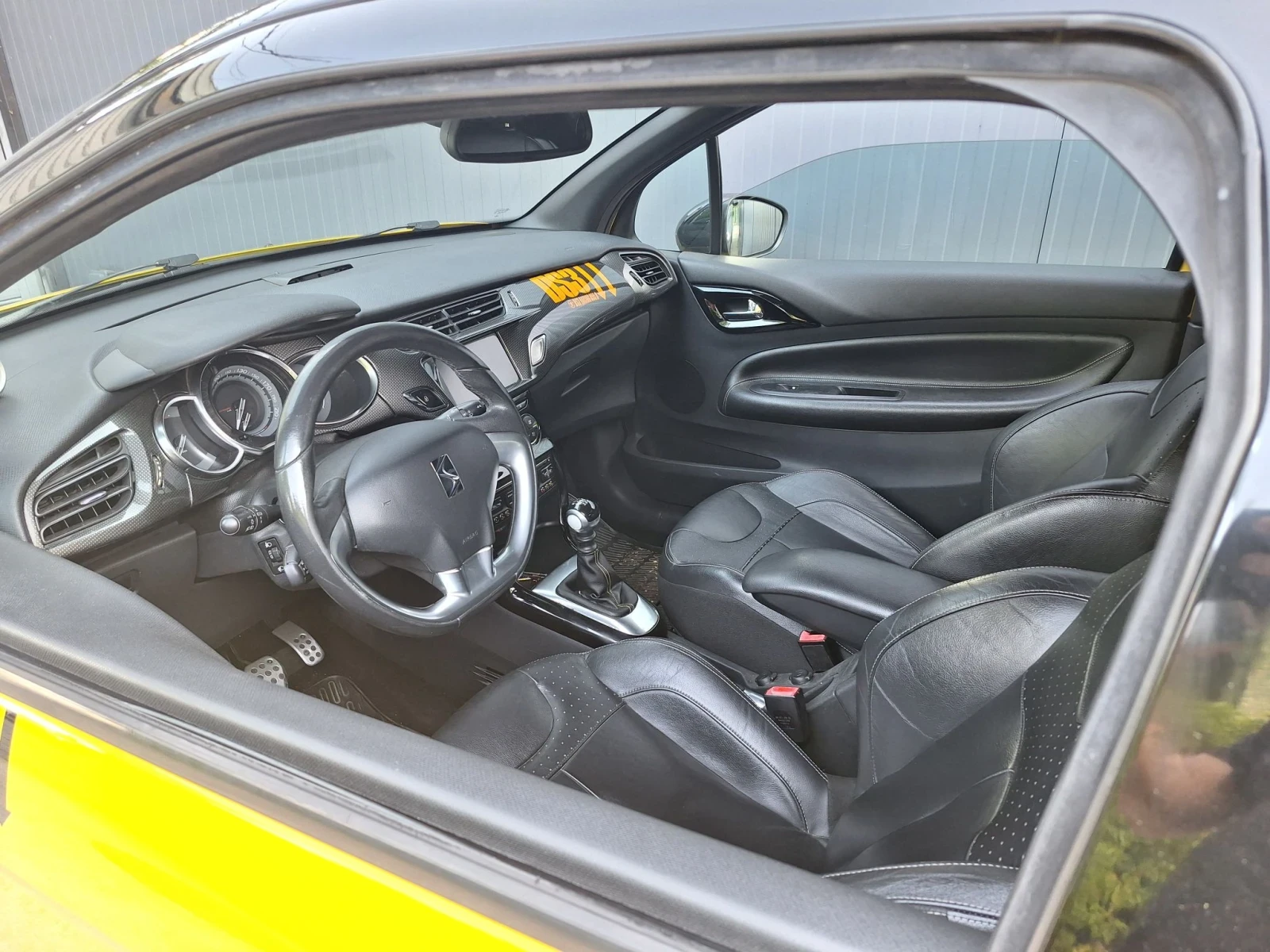 Citroen DS3 1.6 TURBO, снимка 4 - Автомобили и джипове - 56149922