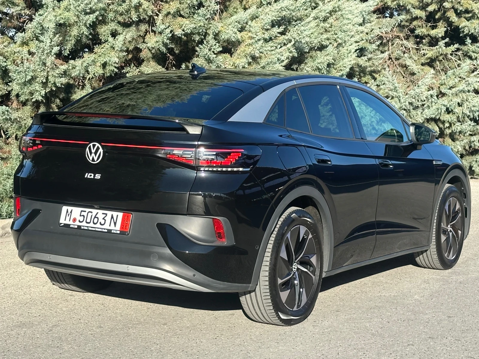 VW ID.5 ����������/MATRIX/PANO/HUD/Keyless/�������/����� | Mobile.bg � ����������� 5