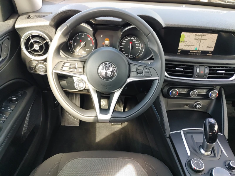 Alfa Romeo Stelvio Q4 2.2 Super - Всичко платено!, снимка 12 - Автомобили и джипове - 48108852