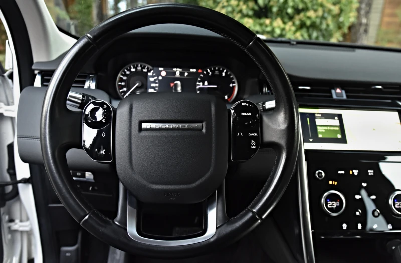 Land Rover Discovery Sport Discovery S, снимка 11 - Автомобили и джипове - 52341786