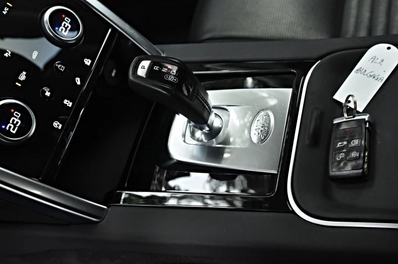 Land Rover Discovery Sport Discovery S, снимка 12 - Автомобили и джипове - 52341786