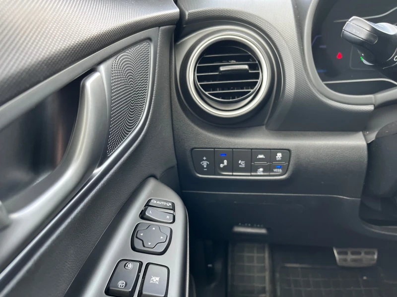 Hyundai Kona Premium 64 kw, снимка 8 - Автомобили и джипове - 52881641