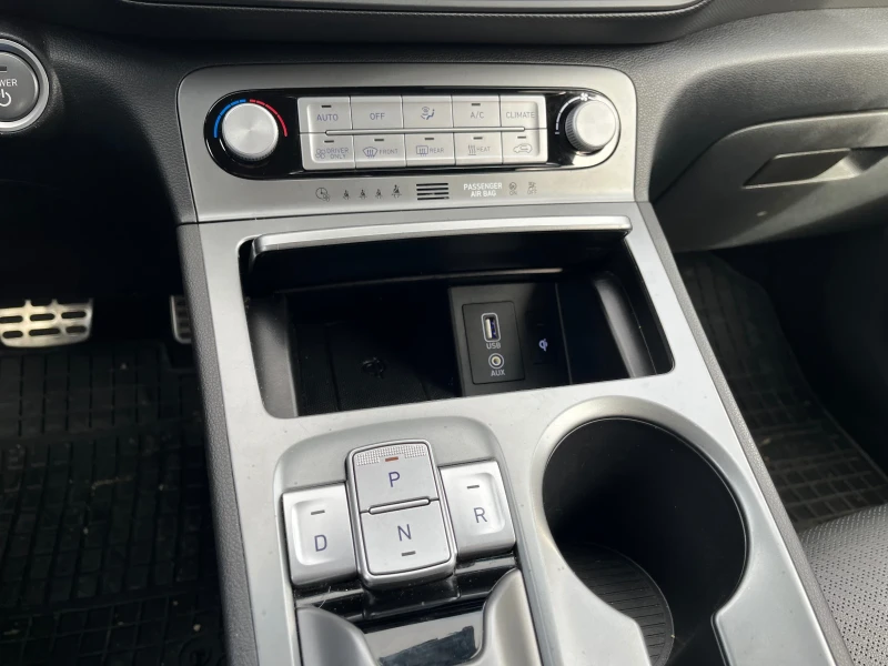 Hyundai Kona Premium 64 kw, снимка 11 - Автомобили и джипове - 52881641
