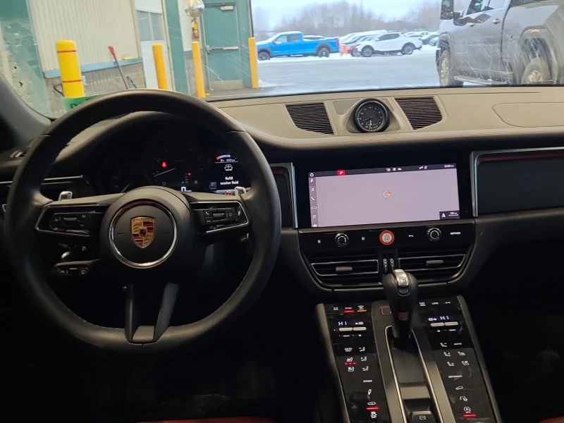 Porsche Macan * * CARFAX * * АВТО КРЕДИТ * * , снимка 5 - Автомобили и джипове - 53065510