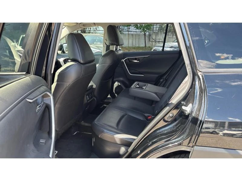 Toyota Rav4 2.5HSD LOUNGE AWD, снимка 11 - Автомобили и джипове - 54708064