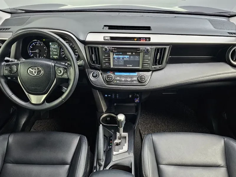 Toyota Rav4 2.5 2WD, снимка 7 - Автомобили и джипове - 55262859