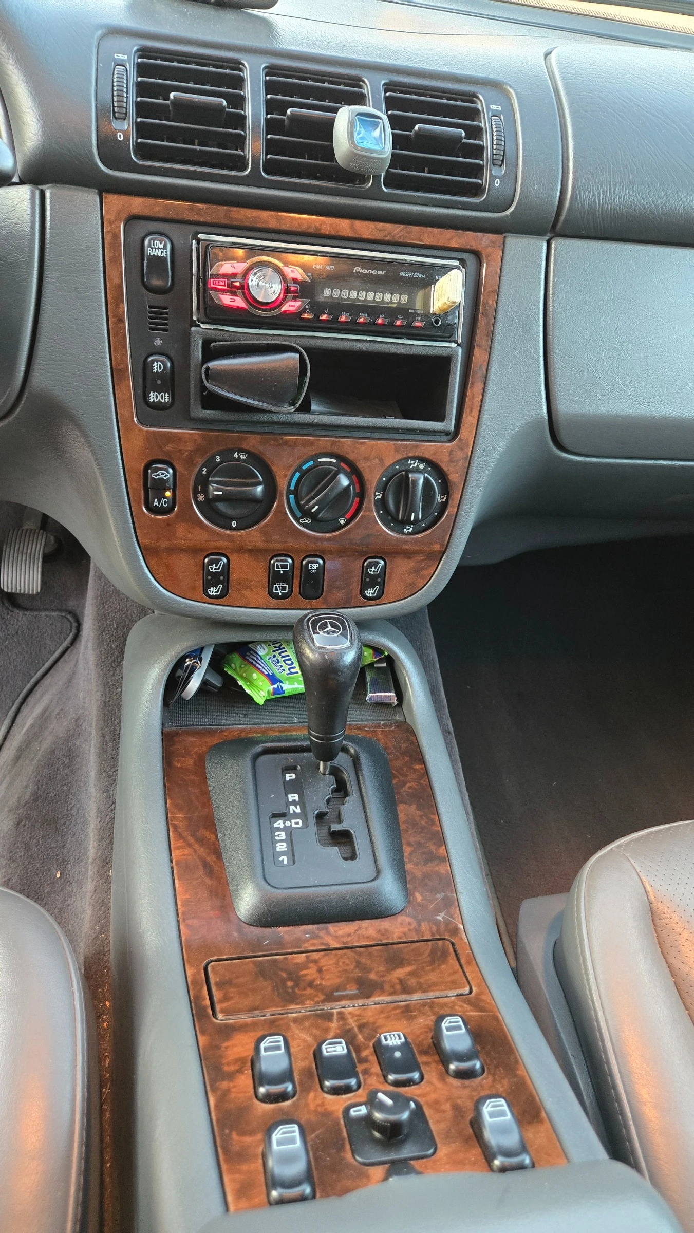 Mercedes-Benz ML 320 3.2 | Mobile.bg — изображение 11