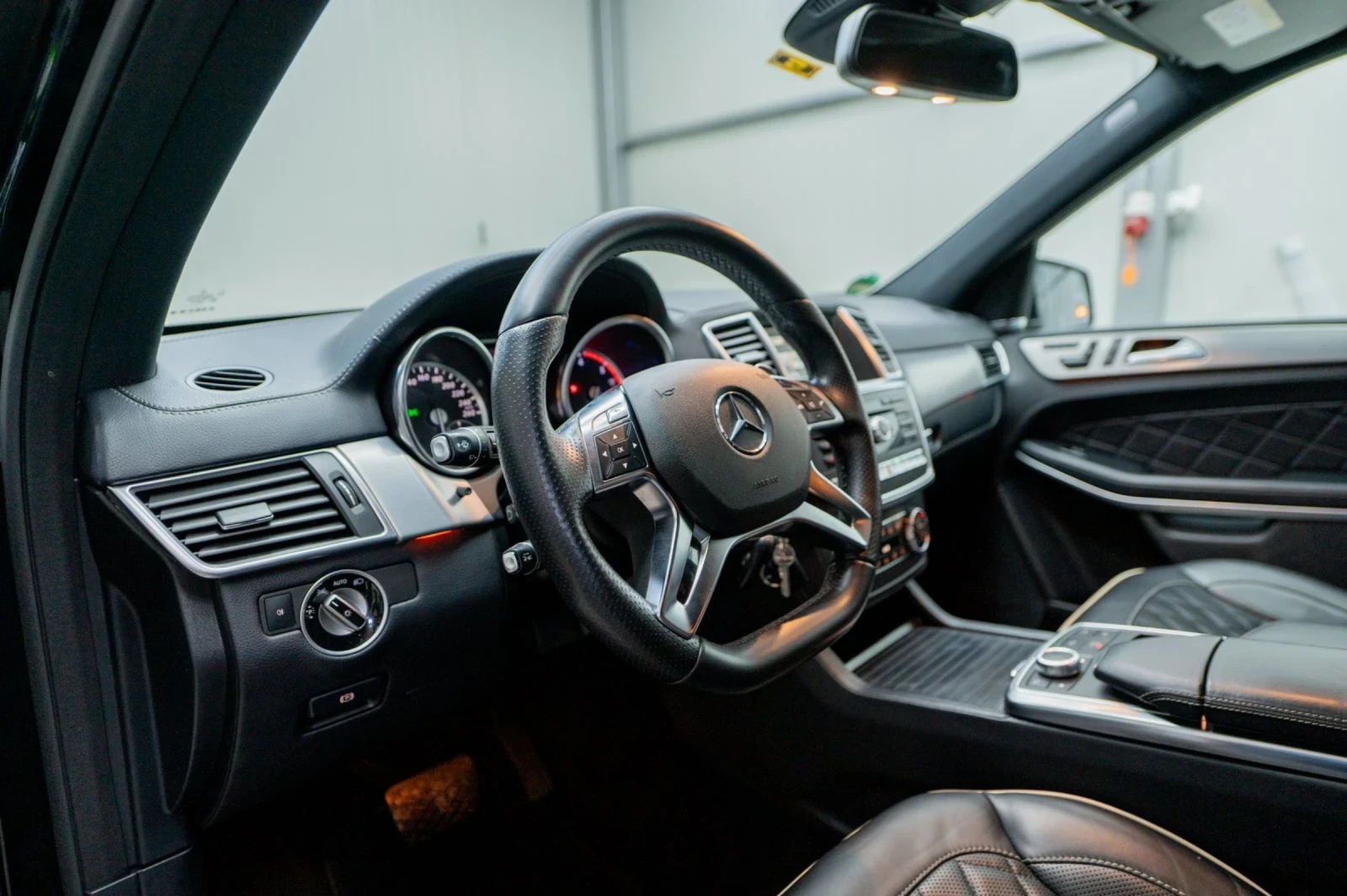 Mercedes-Benz GL 350 LIZING/GL 350/2015/AMG/DESIGNO/FULL MAXX/3TV - изображение 10
