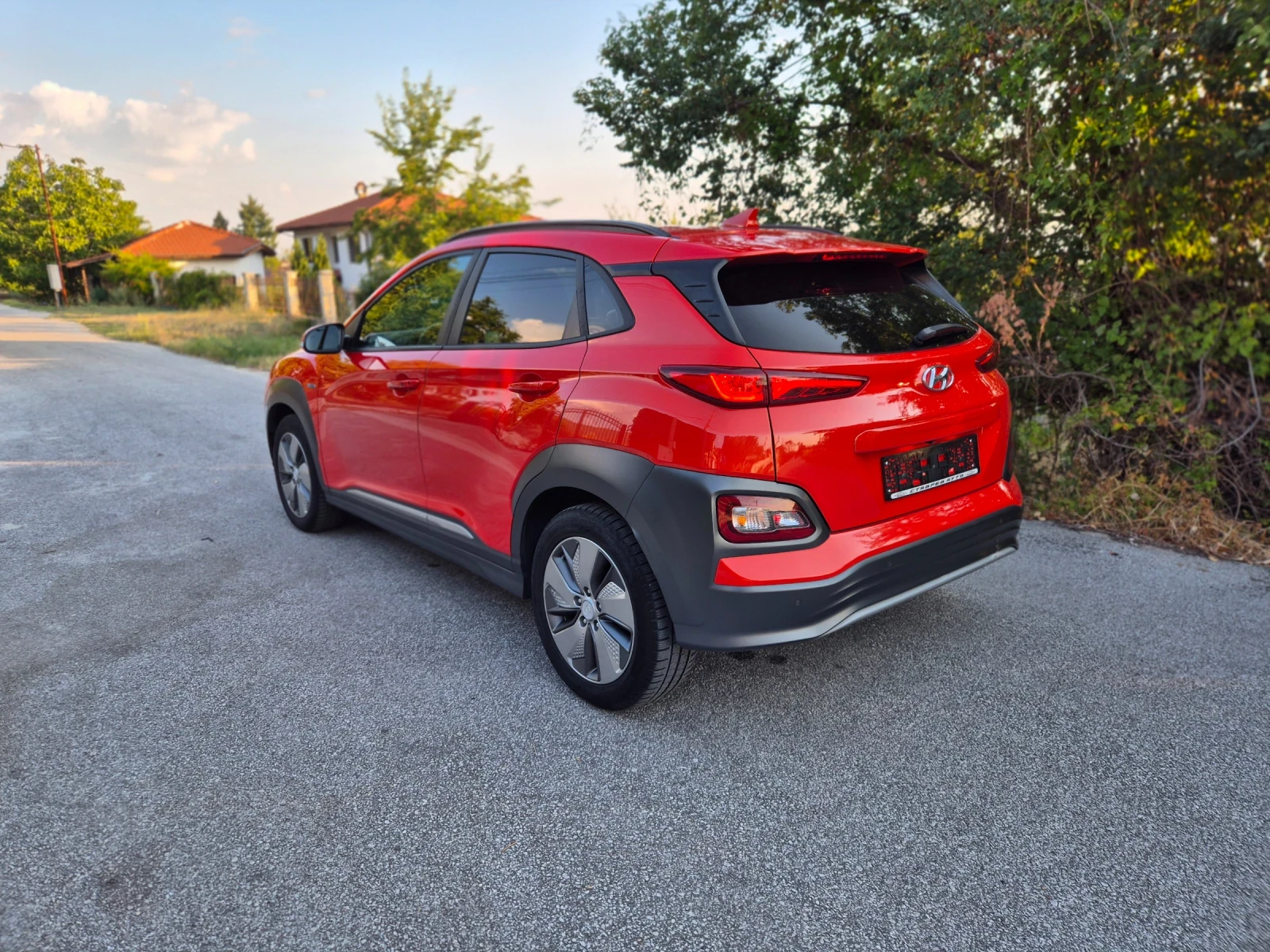 Hyundai Kona 64 kWh/ Premium/204кс/Термо помпа/91хил км - изображение 5
