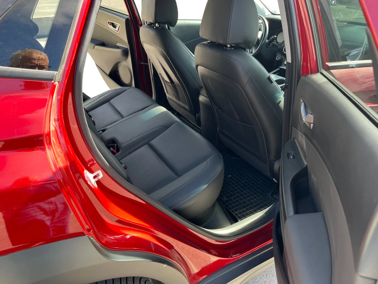 Hyundai Kona Premium 64 kw - изображение 4