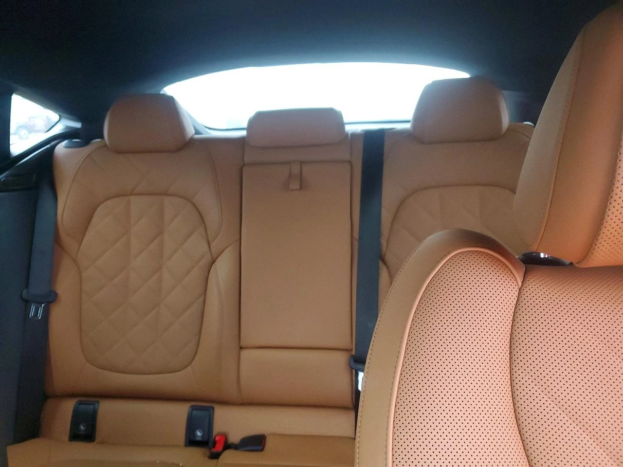 BMW X6 XDRIVE40I M PACK| DISTRONIC| ПАНО| HARMAN| KEYLESS, снимка 10 - Автомобили и джипове - 53837561