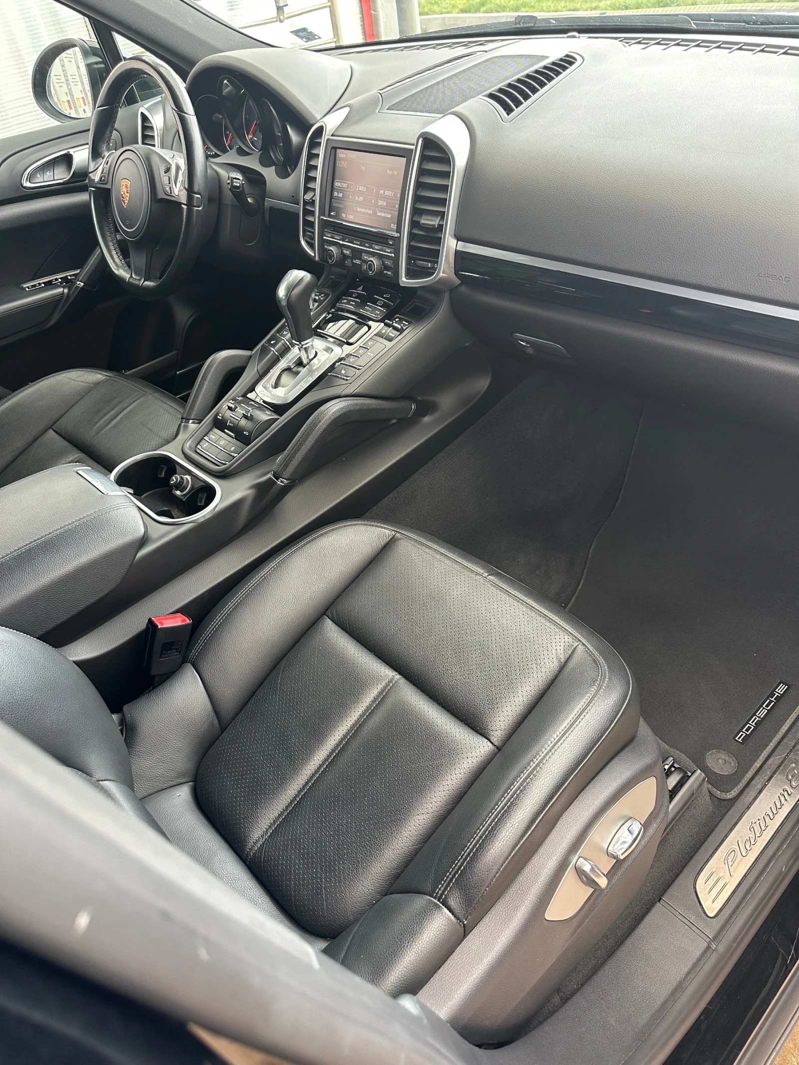 Porsche Cayenne  Platinum , снимка 9 - Автомобили и джипове - 54045699