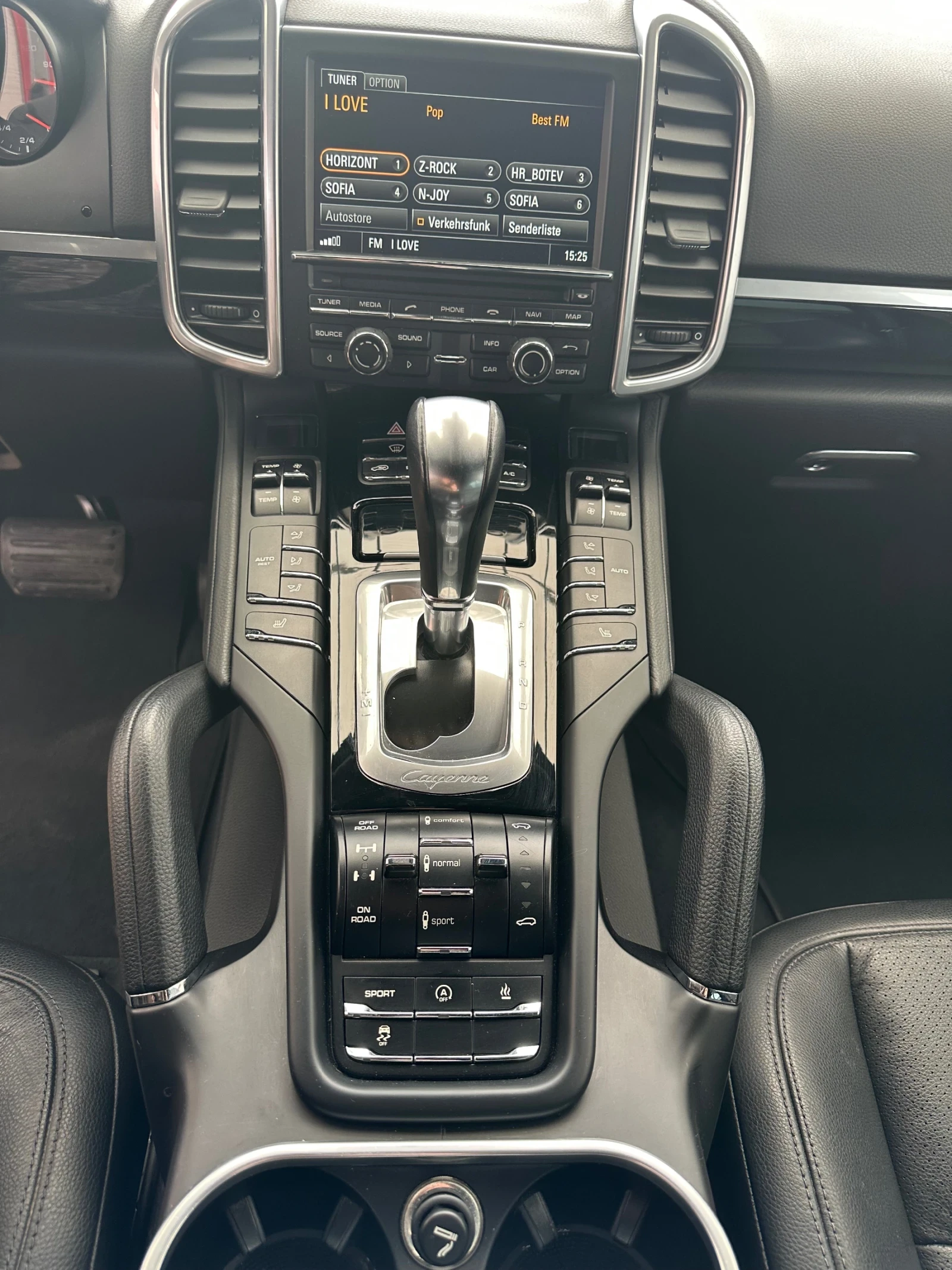 Porsche Cayenne  Platinum , снимка 11 - Автомобили и джипове - 54045699