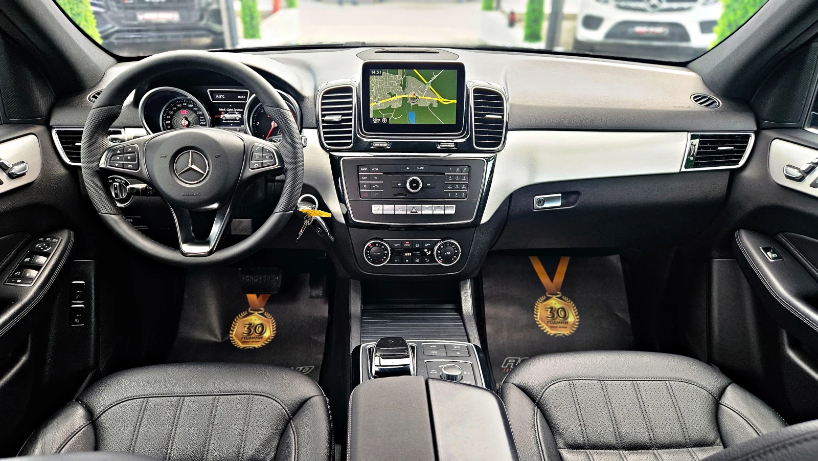 Mercedes-Benz GLE 350 AMG/GERMANY/360CAMERA/ПОДГРЕВ/AMBIENT/BLIND SPOT/L, снимка 9 - Автомобили и джипове - 54087285
