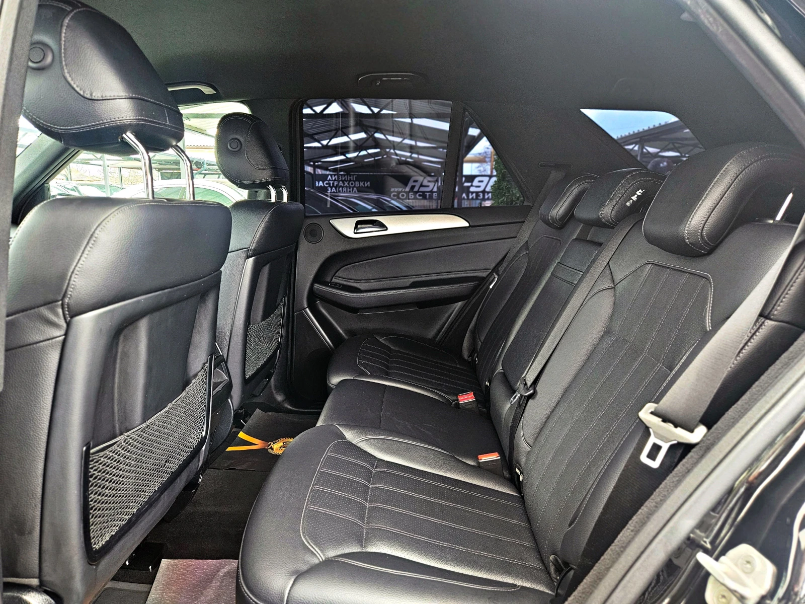 Mercedes-Benz GLE 350 AMG/GERMANY/360CAMERA/ПОДГРЕВ/AMBIENT/BLIND SPOT/L, снимка 16 - Автомобили и джипове - 54087285