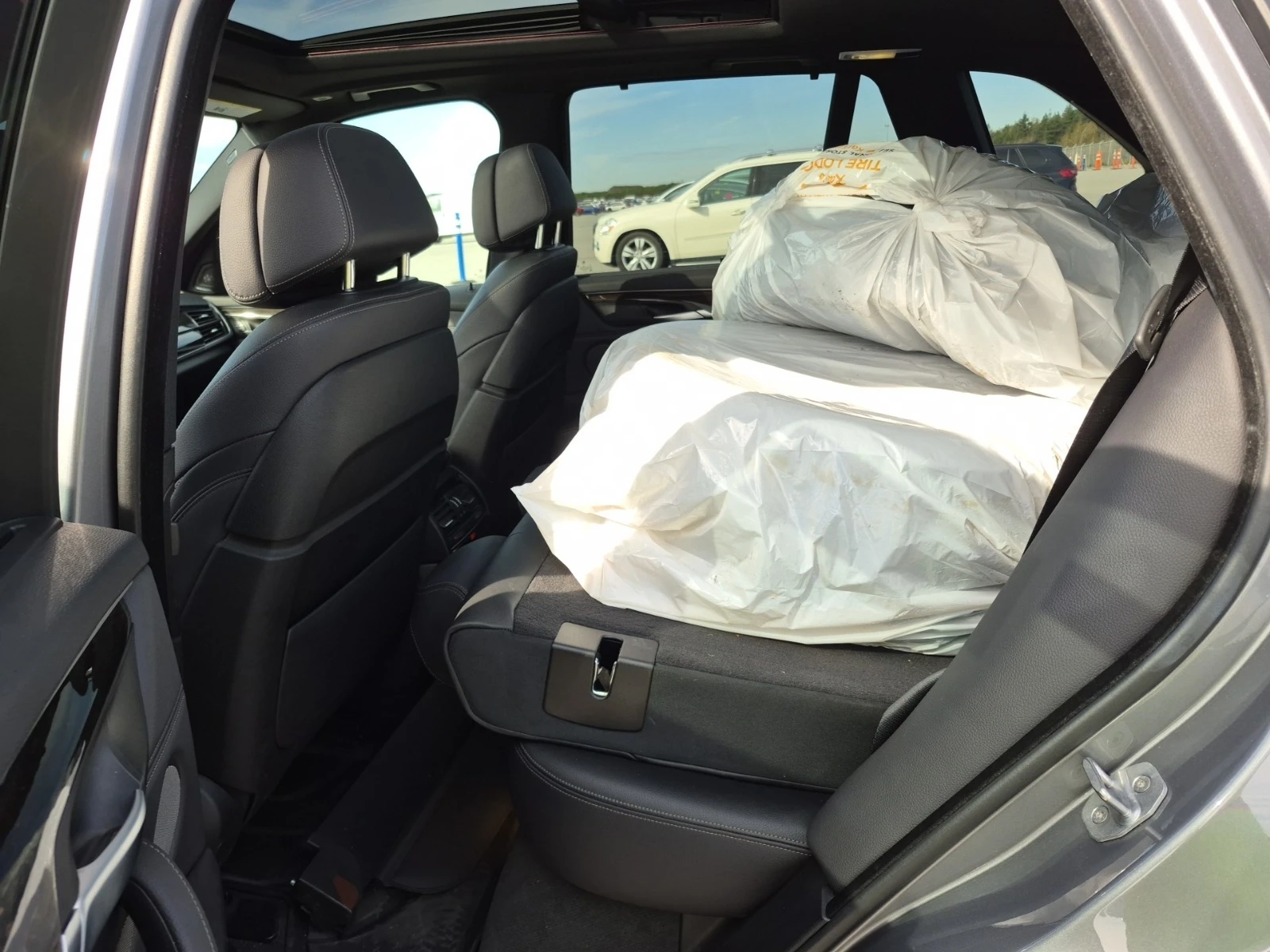 BMW X5 35i * M ПАКЕТ * ПАНОРАМА * СЕРВИЗНА ИСТОРИЯ * , снимка 9 - Автомобили и джипове - 54162045