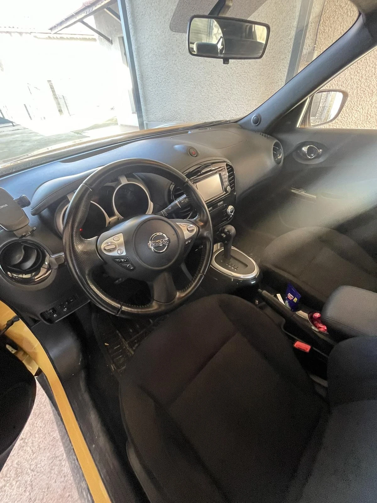 Nissan Juke, снимка 5 - Автомобили и джипове - 54770658