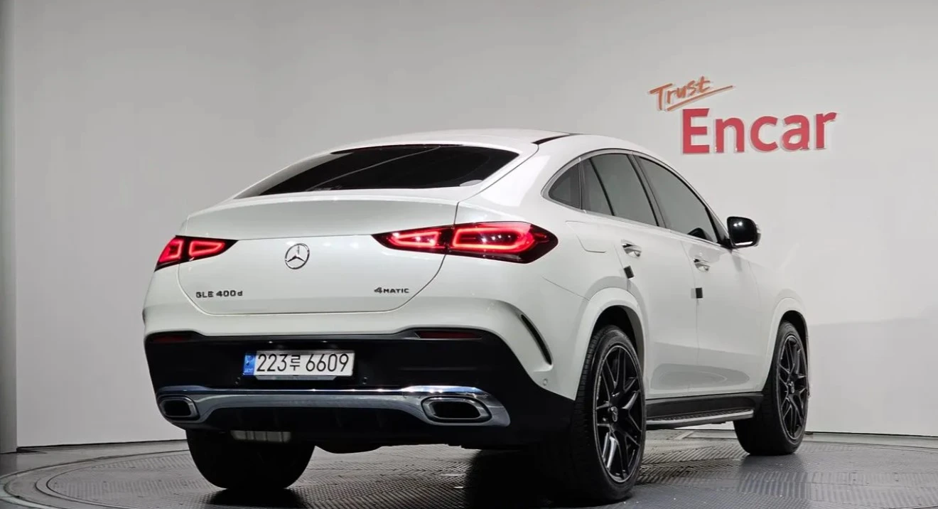 Mercedes-Benz GLE 400 Burmester| 360| ОБДУХВАНЕ| HEADS UP, снимка 2 - Автомобили и джипове - 54951318