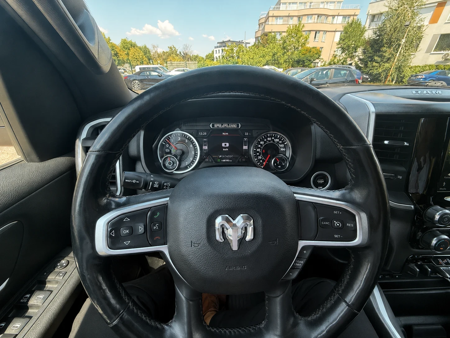 Dodge RAM 1500 5.7 HEMI, V8, ГАЗ, снимка 8 - Автомобили и джипове - 55648715