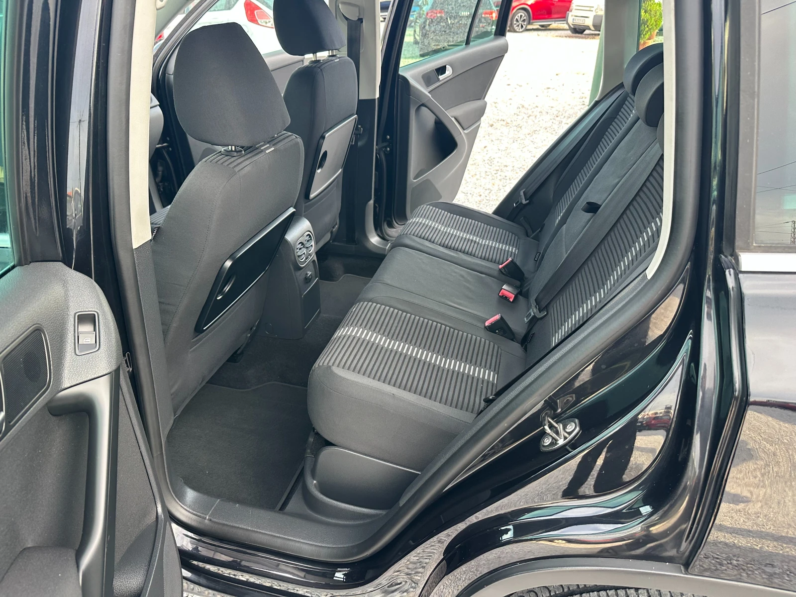 VW Tiguan 2.0TDI* 4MOTION* SPORT | Mobile.bg � ����������� 11