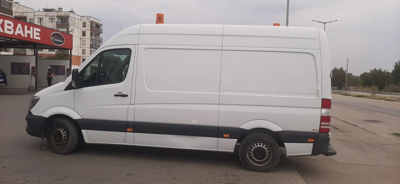 Mercedes-Benz Sprinter 213 Фургон, снимка 2 - Бусове и автобуси - 47151437