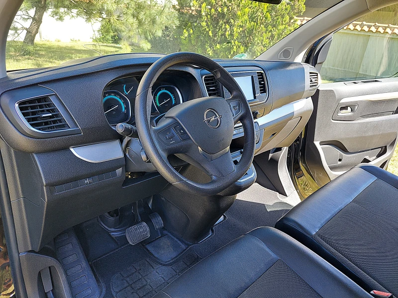 Peugeot Expert 75 kW/h Big Battery, снимка 9 - Бусове и автобуси - 52209833