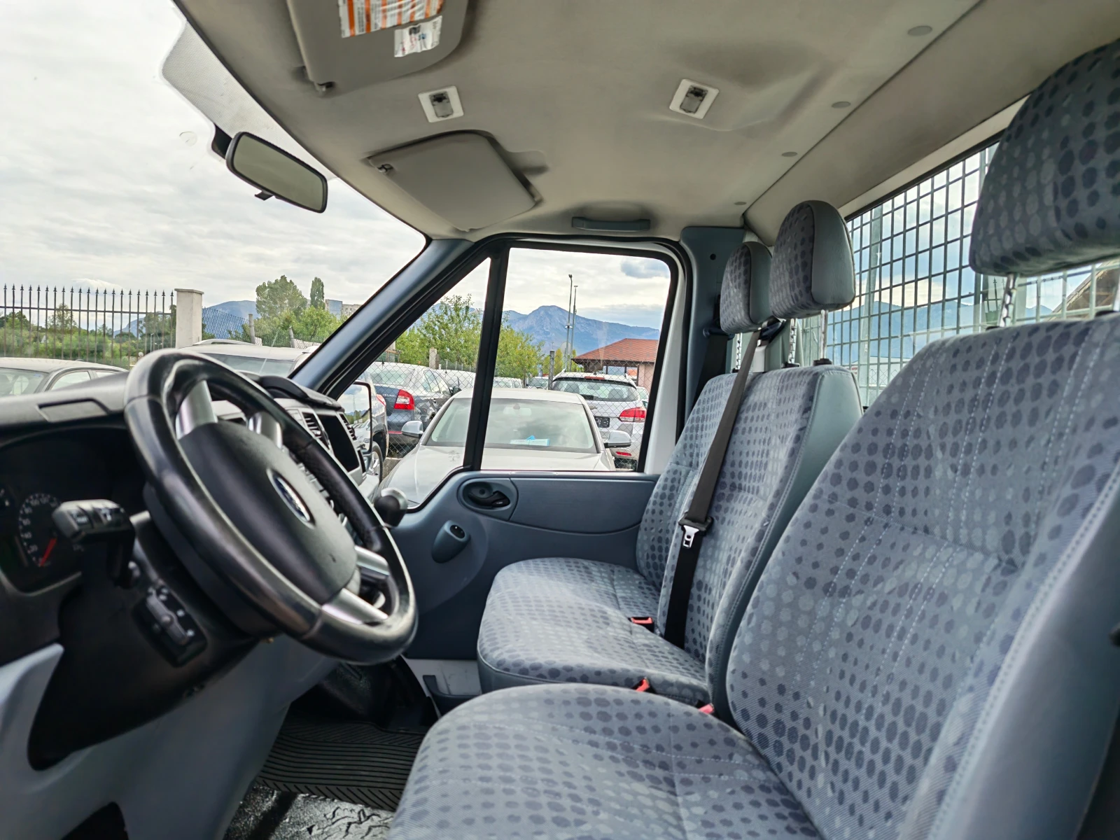 Ford Transit 2.2 дизел Италия, снимка 12 - Бусове и автобуси - 56085070