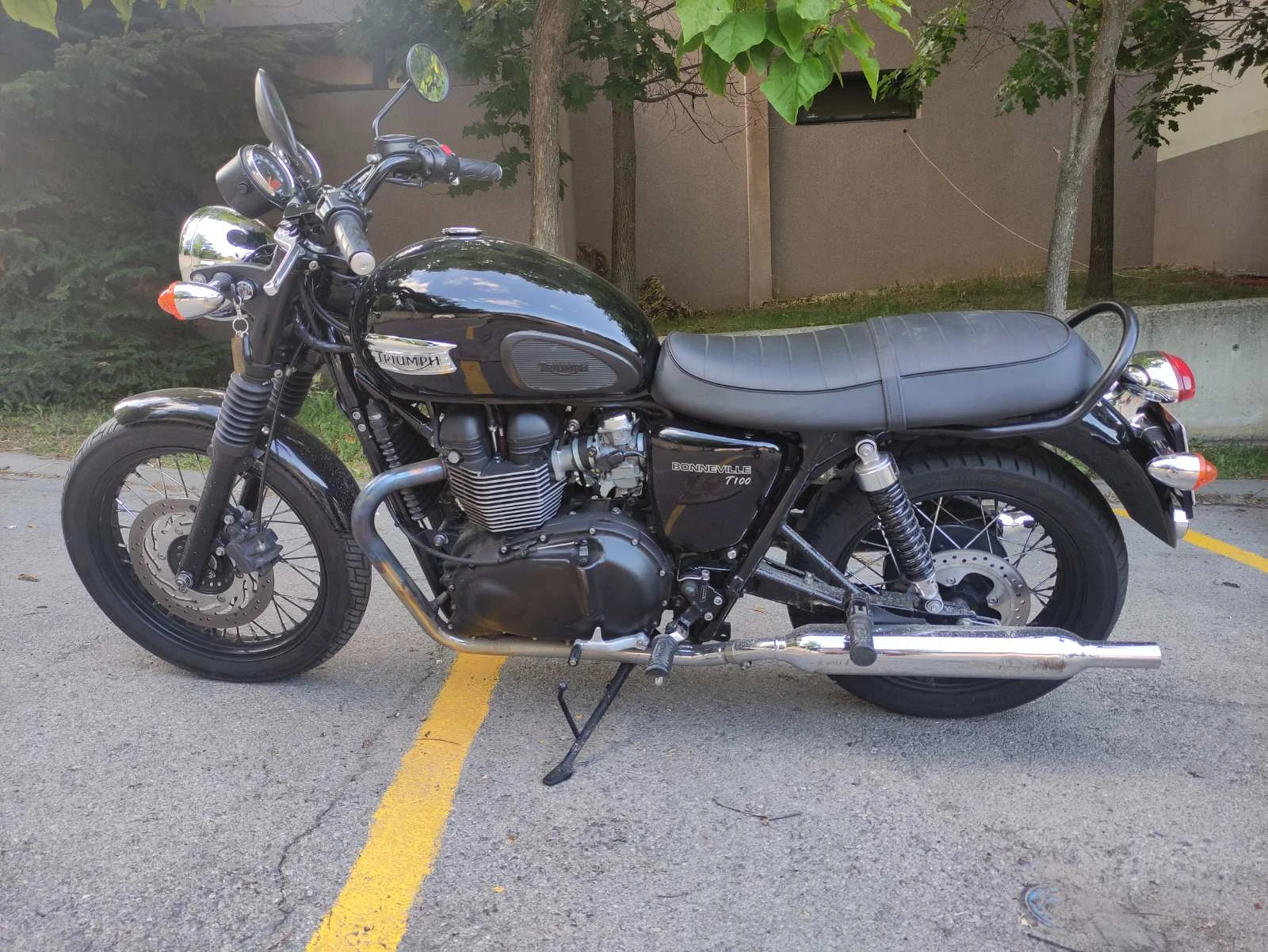 Triumph Bonneville T100 Black - изображение 5