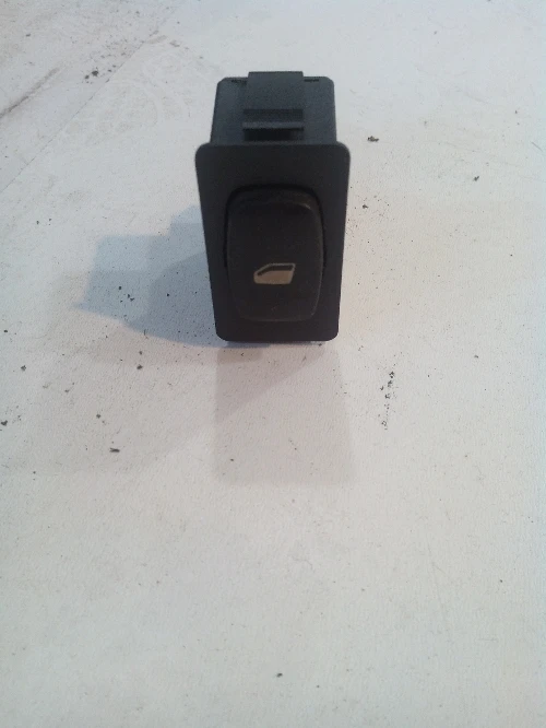 Копче стъкло задно за Пежо 807