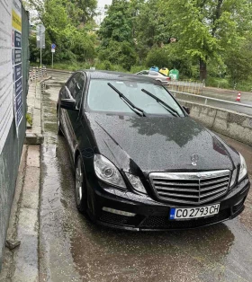 Mercedes-Benz E 350 AMG* 7G* НА ПРУЖИНИ* TOP* Цена до 31.12.24г. !!!, снимка 12