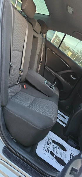 Toyota Avensis 1.8, седан, андроид, снимка 14