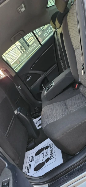 Toyota Avensis 1.8, седан, андроид, снимка 11
