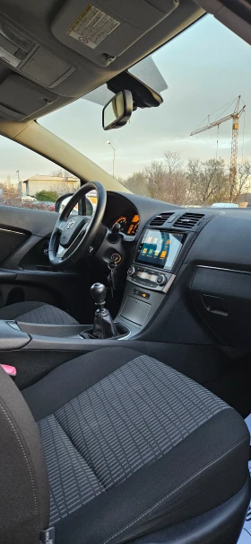 Toyota Avensis 1.8, седан, андроид, снимка 10