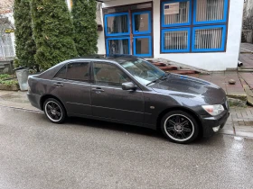 ����� �� �������� �� Lexus IS 200 sport