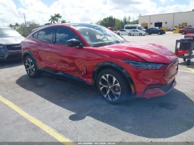 ������ Ford Mustang