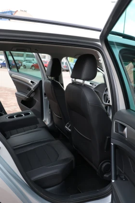 VW Golf Variant 2.0 TDI 150 к.с.| ИКОНОМИЧЕН | СЕРВИЗНА ИСТОРИЯ | Auto.bg — изображение 15