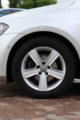 VW Golf Variant 2.0 TDI 150 к.с.| ИКОНОМИЧЕН | СЕРВИЗНА ИСТОРИЯ | Auto.bg — изображение 3