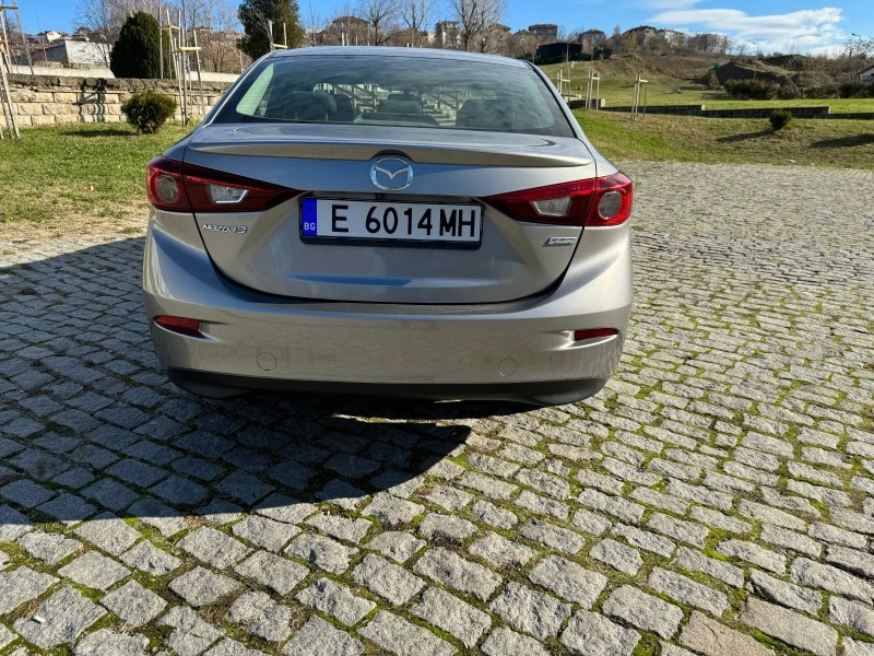 Mazda 3 2.0 Sedan, снимка 3 - Автомобили и джипове - 43397193